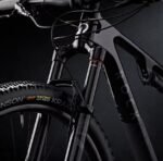 VTT tout suspendu ROCKRIDER XC cadre carbone RACE 940 S Noir – Image 14