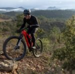 VTT tout suspendu ROCKRIDER XC cadre carbone RACE 940 S Noir – Image 27