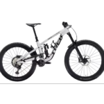VTT Tout Suspendu Trek Slash 9.8 Shimano 12V 29/27.5'' Argent Gén 6 - Vélo d'Exposition